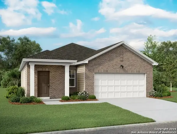 136 Dionicio Loop, Seguin, TX 78155
