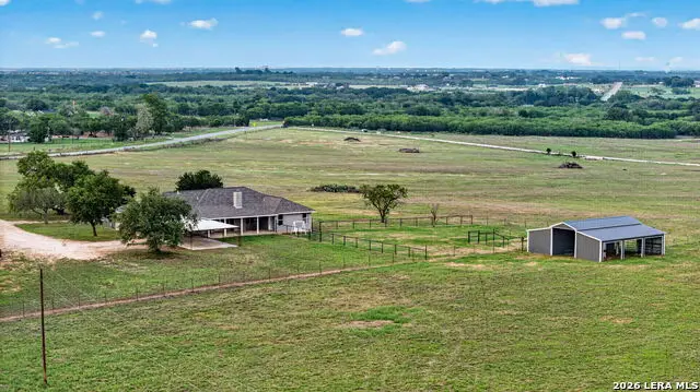 3727 Fm 467, Seguin, TX 78155 - #1