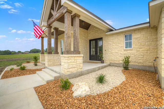 110 Lake Village Rd, Seguin, TX 78155 - #3