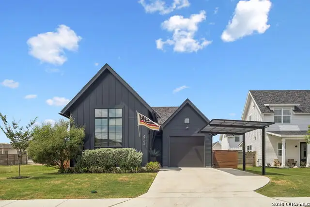 424 Constance Dr, New Braunfels, TX 78130 - #2