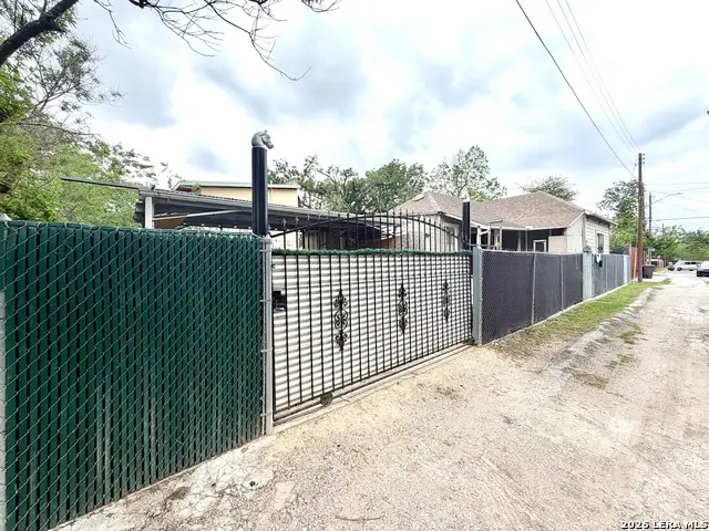 944 Briscoe Aly, San Antonio, TX 78207 - #1
