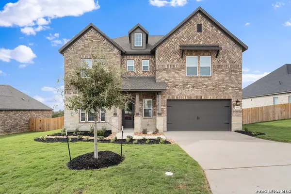 159 Azalea Aly, Castroville, TX 78009