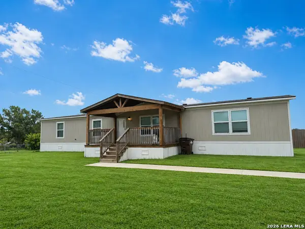12606 Toro Dr, Atascosa, TX 78002