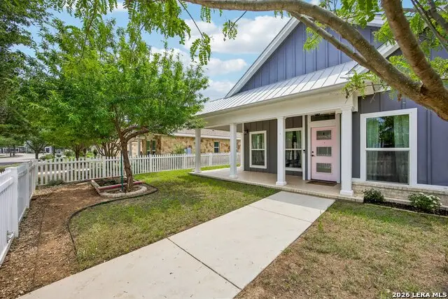 923 Hudson Ln, New Braunfels, TX 78130 - #2