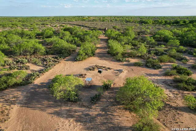 3472 Wilson Rd, Carrizo Springs, TX 78834 - #3