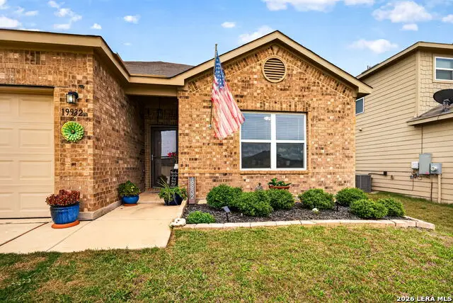 19932 Doc Holiday Dr, Lytle, TX 78052 - #1