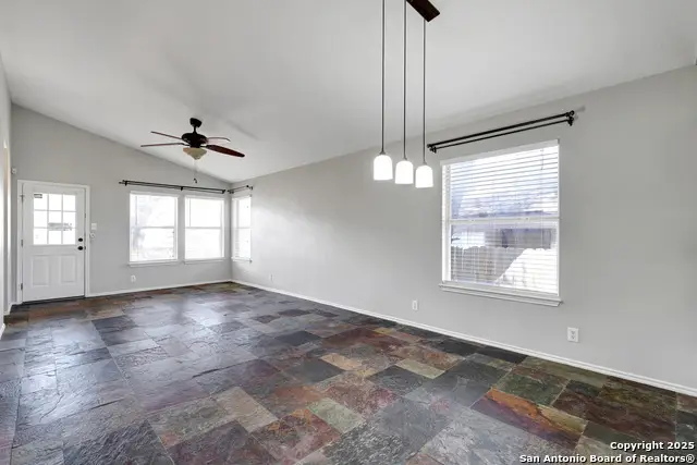 9406 Swans Xing, San Antonio, TX 78250 - #2