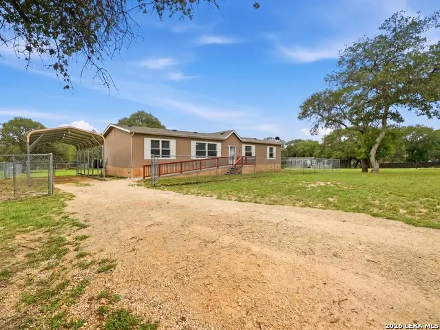 102 Mil Encinos, Adkins, TX 78101 - #2