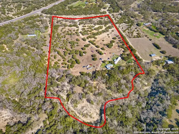 4621 Mccall Creek Rd, Blanco, TX 78606