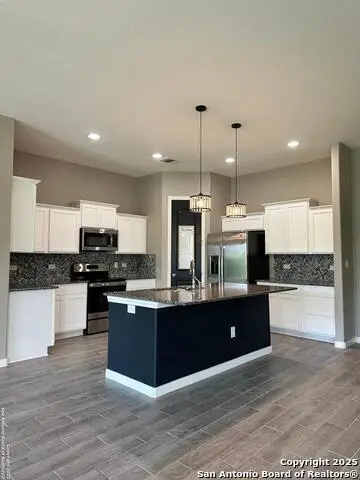 218 Iron Gate, Pleasanton, TX 78064 - #2