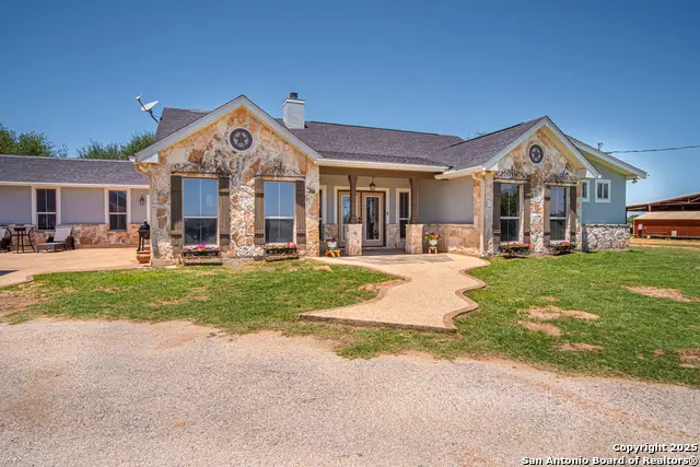 1891 State Highway 97 E, Floresville, TX 78114 - #2