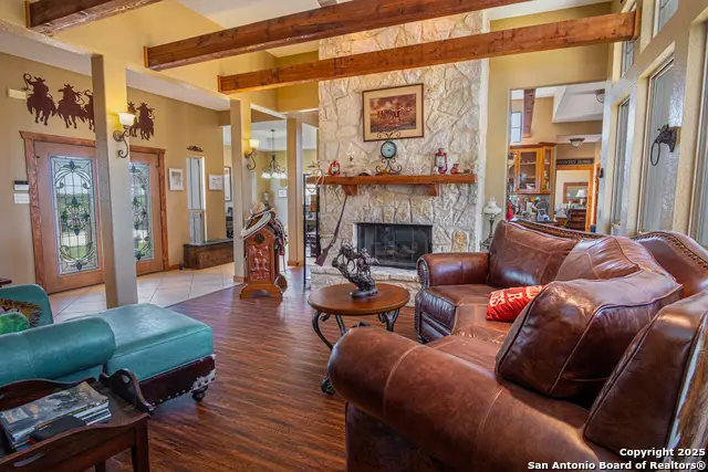 1891 State Highway 97 E, Floresville, TX 78114 - #3