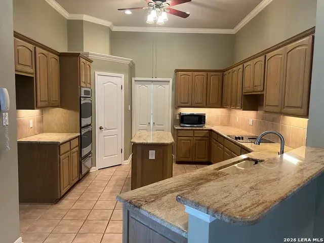 18211 Crystal Ridge Dr, San Antonio, TX 78259 - #2