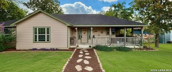 128 Dunning, Gonzales, TX 78629