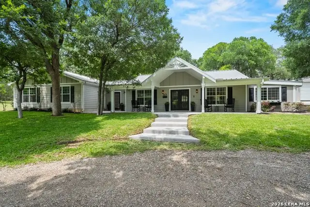 601 Valley View West Rd, San Marcos, TX 78666 - #1
