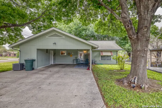 600 N 2nd, Uvalde, TX 78801 - #3