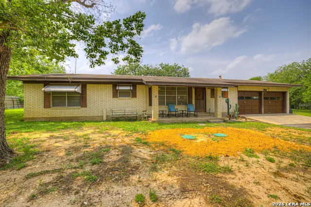 236 Shady Ln, Seguin, TX 78155 - #2
