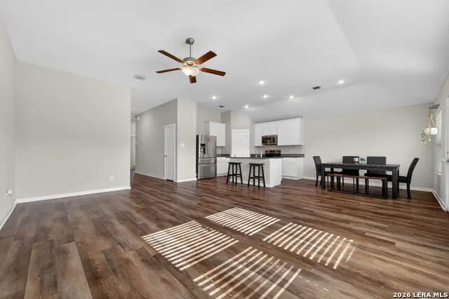 6907 Emerald Vly, San Antonio, TX 78242 - #3