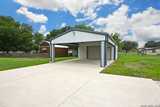 125 Red Oak Trl, Marion, TX 78124 - #3