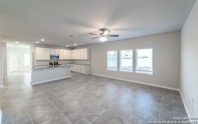 988 Gray Cloud Dr, New Braunfels, TX 78130 - #3