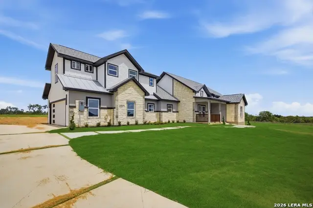207 Hidden Ranch, Floresville, TX 78114 - #2