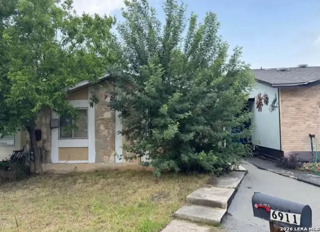 6911 Neston Dr, San Antonio, TX 78239 - #1