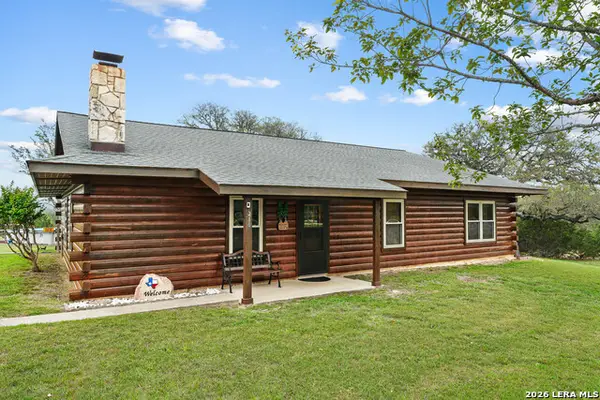 715 Old Orchard, Bandera, TX 78003