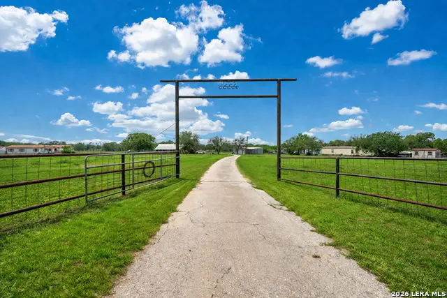 3091 County Road 357, La Vernia, TX 78121 - #2