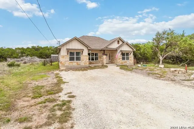741 High Dr, Spring Branch, TX 78070 - #2