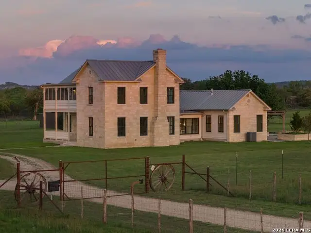 466 German Ln, Fredericksburg, TX 78624 - #1