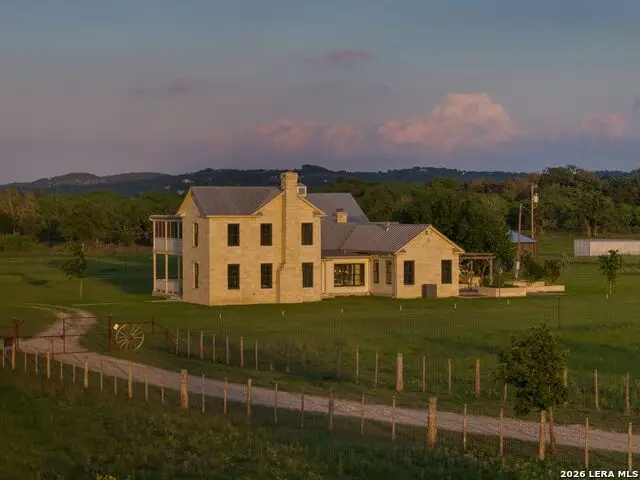466 German Ln, Fredericksburg, TX 78624 - #2