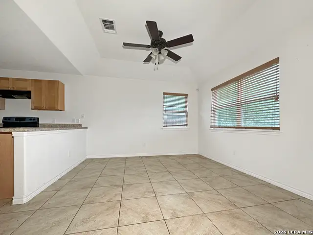 505 Indian Crossing, Jourdanton, TX 78026 - #3