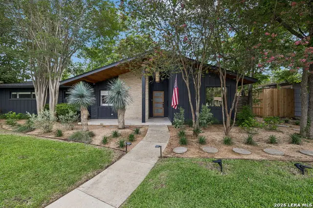 210 Woodcrest Dr, San Antonio, TX 78209 - #2