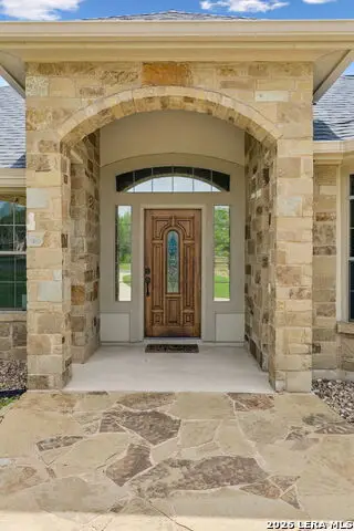 107 Oakview, Floresville, TX 78114 - #2