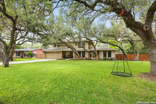 421 Skyforest Dr, Hollywood Park, TX 78232 - #2