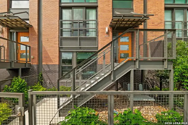 318 W Grayson #203, San Antonio, TX 78212