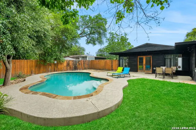 327 Bryn Mawr Dr, San Antonio, TX 78209 - #2