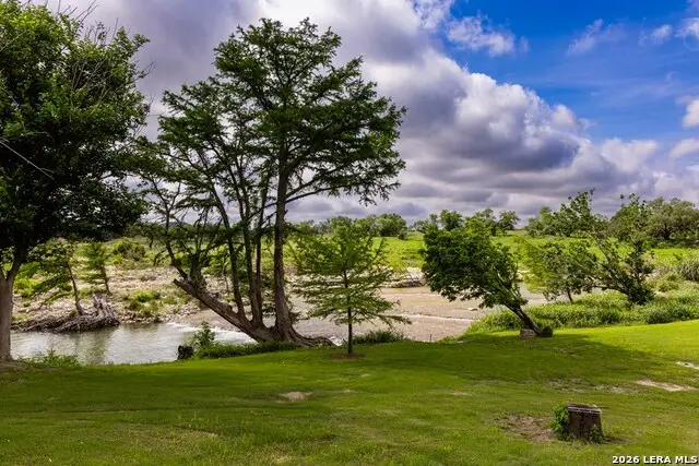 121 Simpson Rd, Comfort, TX 78013 - #2
