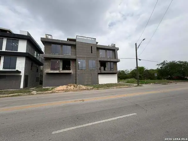 412 S Hackberry St, San Antonio, TX 78203 - #2