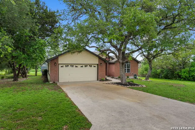 126 Hunter Ridge Rd, San Marcos, TX 78666 - #2
