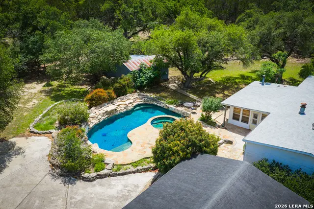 107 Sun Valley Dr, Spring Branch, TX 78070 - #2