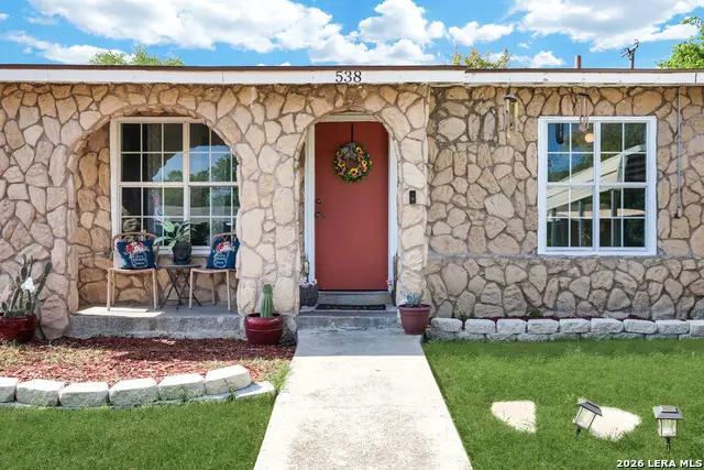 538 Golden Crown Dr, San Antonio, TX 78223 - #3