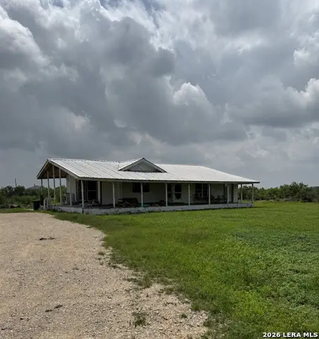 3030 County Road 4516, Hondo, TX 78861