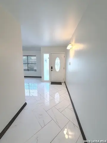 5142 Village Ct, San Antonio, TX 78218 - #3