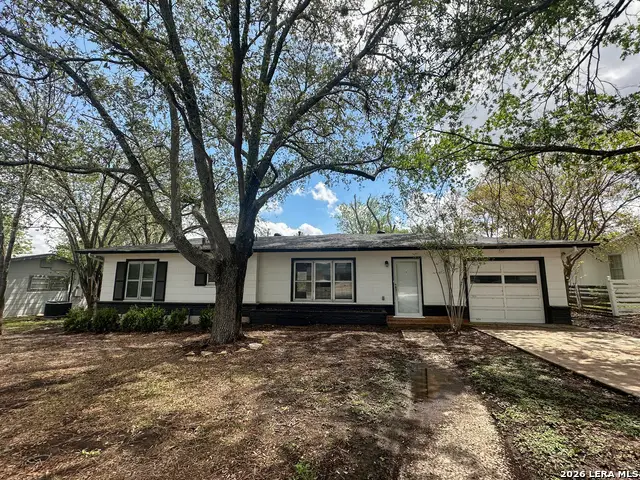 740 Rittiman Rd, Terrell Hills, TX 78209 - #1