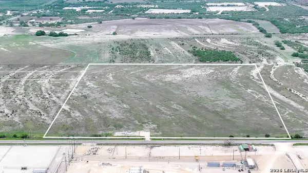 675 Fm 882, Kenedy, TX 78119