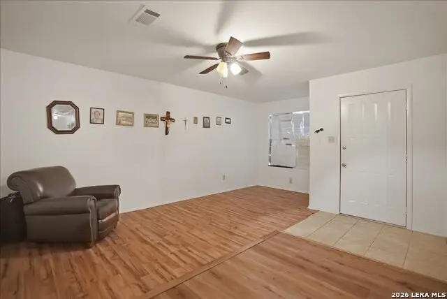 1307 Amy St, George West, TX 78022 - #2