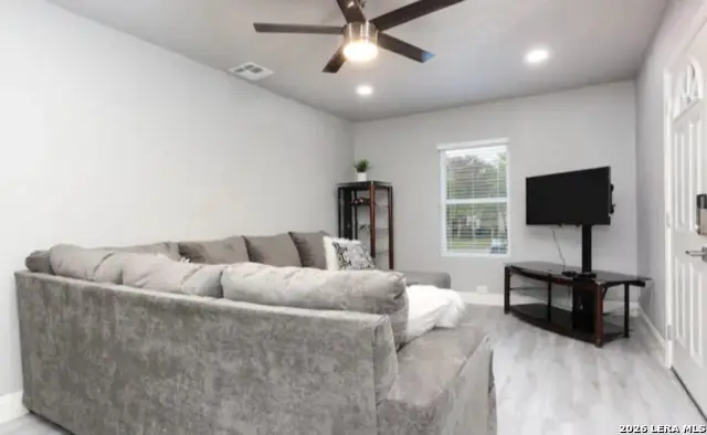 519 Thorain Blvd, San Antonio, TX 78212 - #3