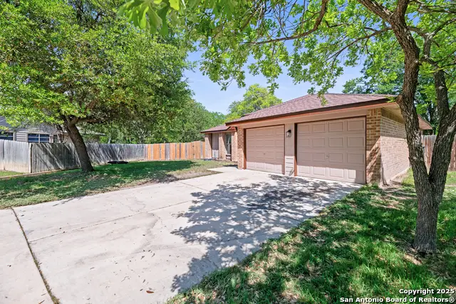 9400 Woodland Hills, San Antonio, TX 78250 - #2