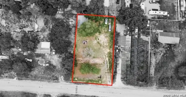 350 Palo Alto Dr, Von Ormy, TX 78069